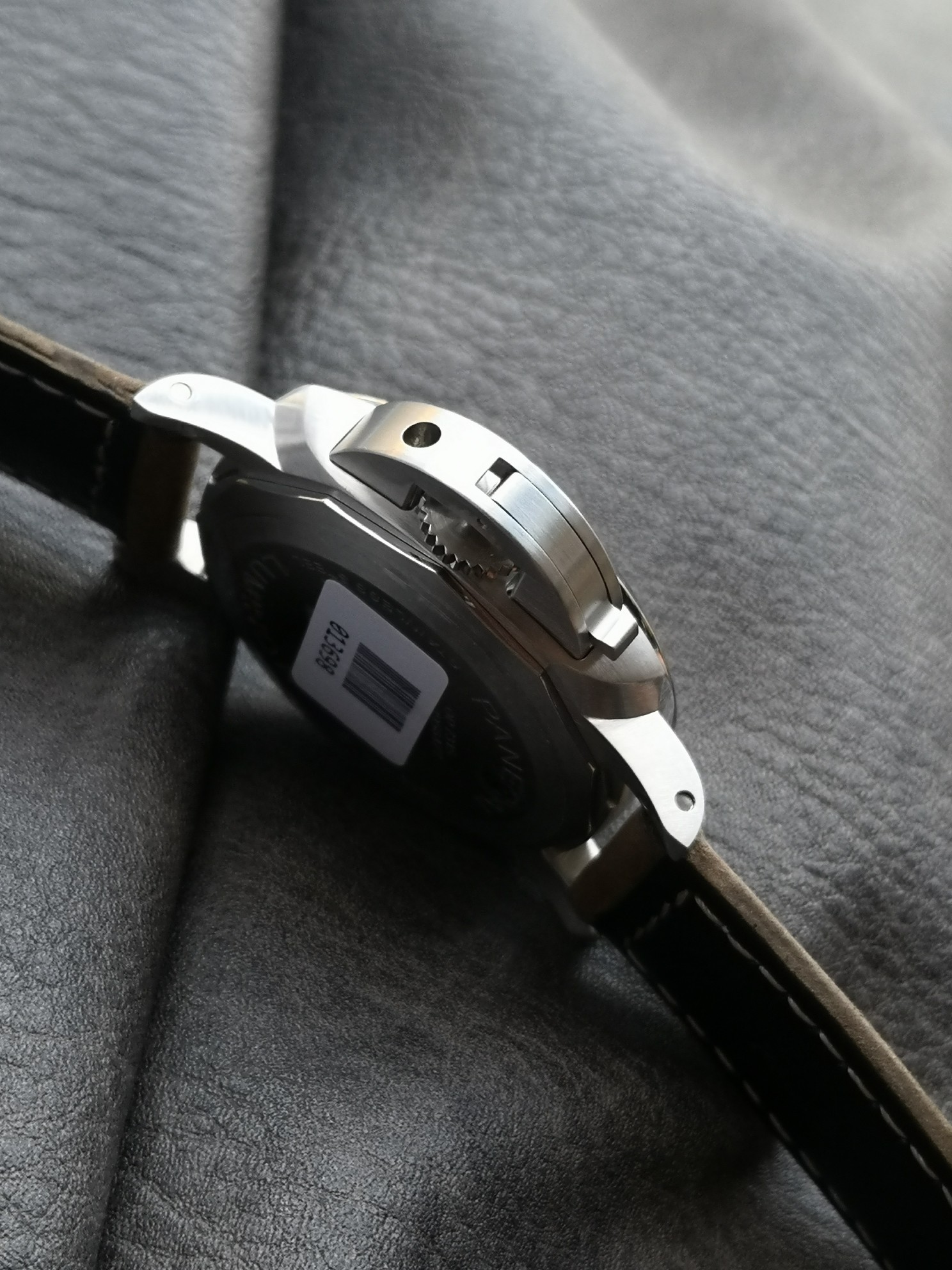 Panerai Lumino series PAM01394, more efficient