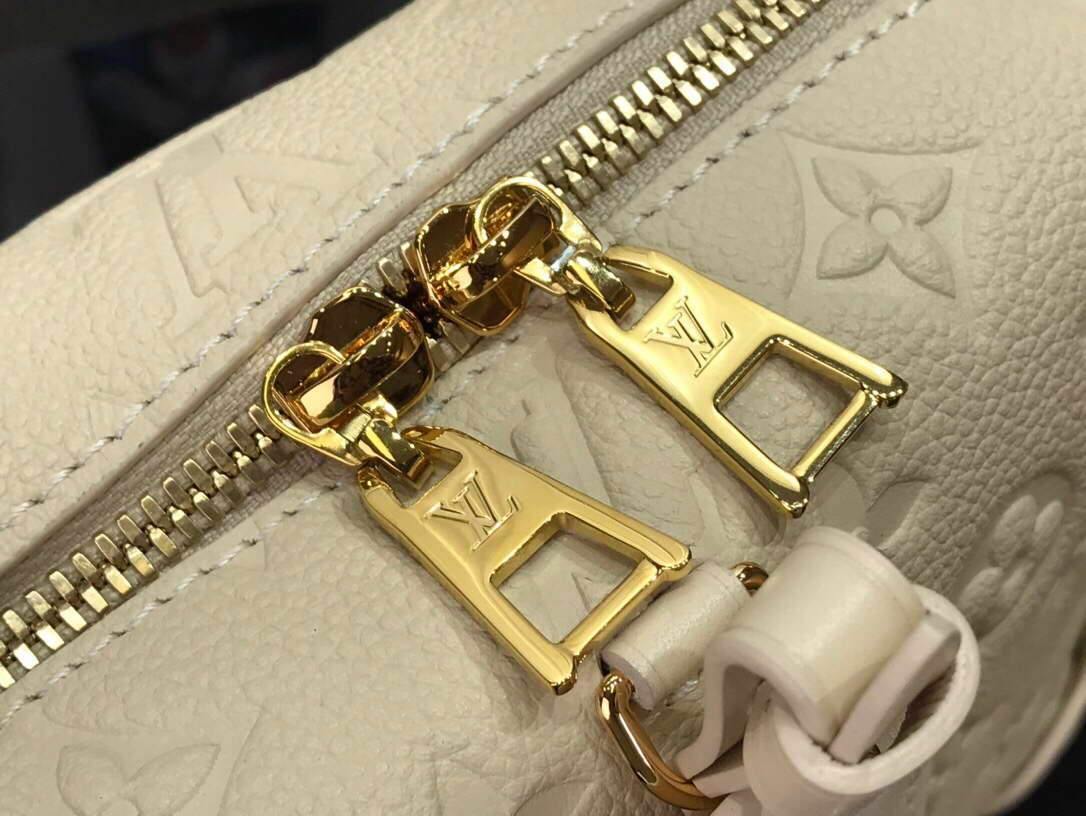 LV M45394 Louis Vuitton Petite Malle Souple Bag M45393 Leather Cream