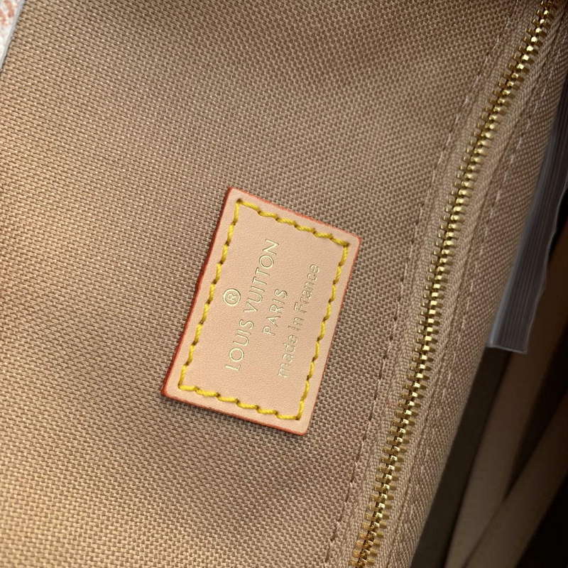 LV M46912 Louis Vuitton OnTheGo MM Tote Bag Beige