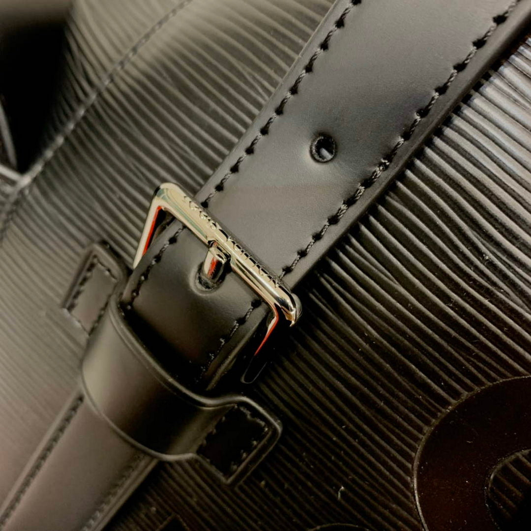 LV M53413 Louis Vuitton LV x Supreme Backpack Black