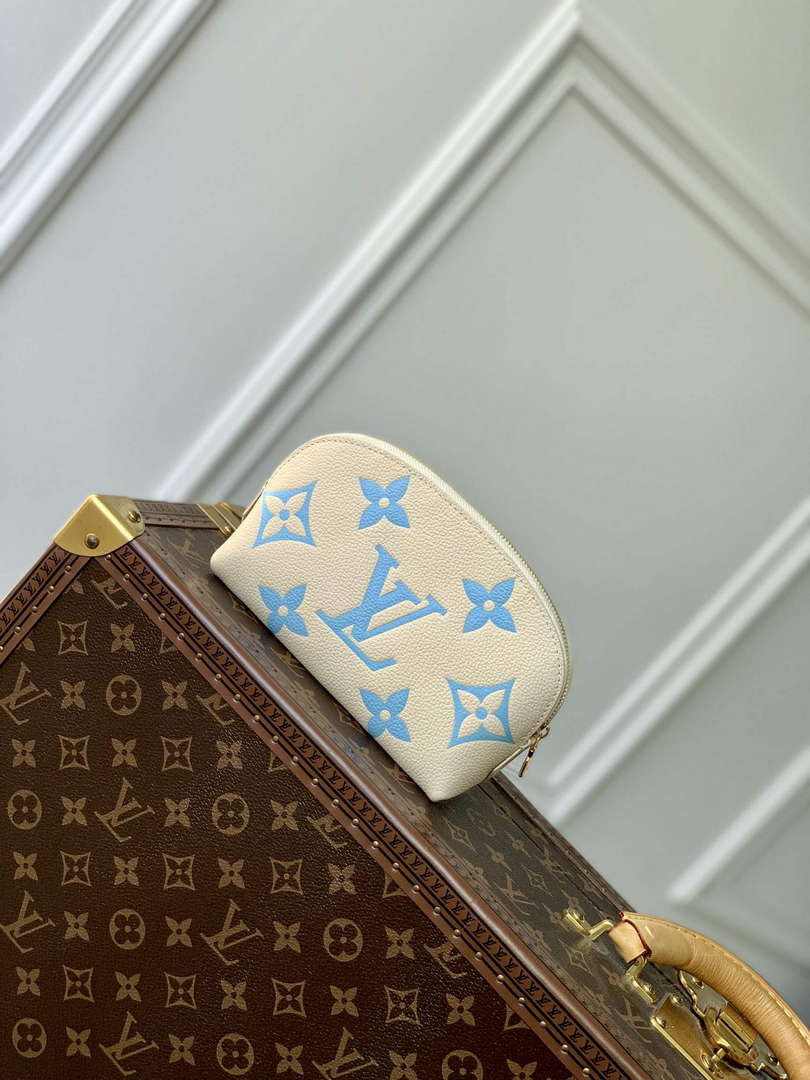 LV M45951 Louis Vuitton Pochette Cosmetique PM Blue