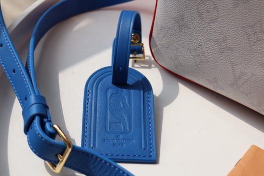 Lv M45583 Louis Vuitton NBA Joint Series Nil Messenger M45584 Bag Antartica