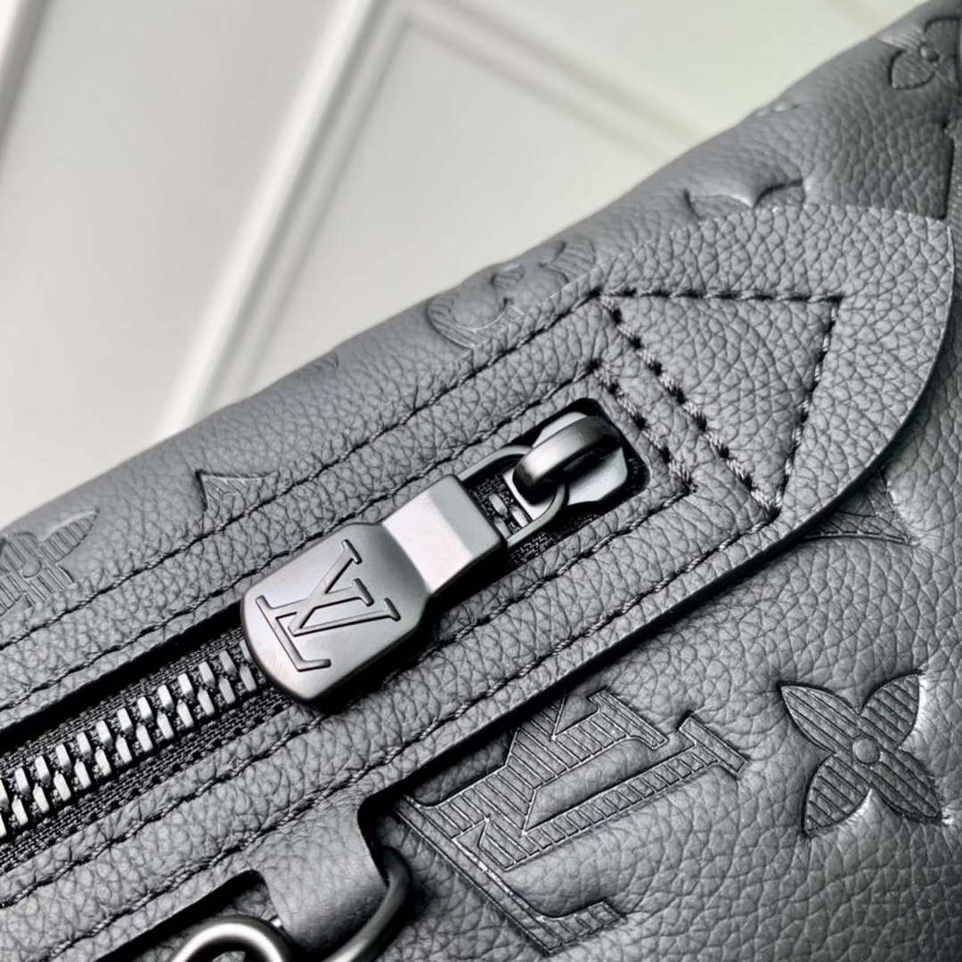 LV M21890 Louis Vuitton Duo Slingbag Black