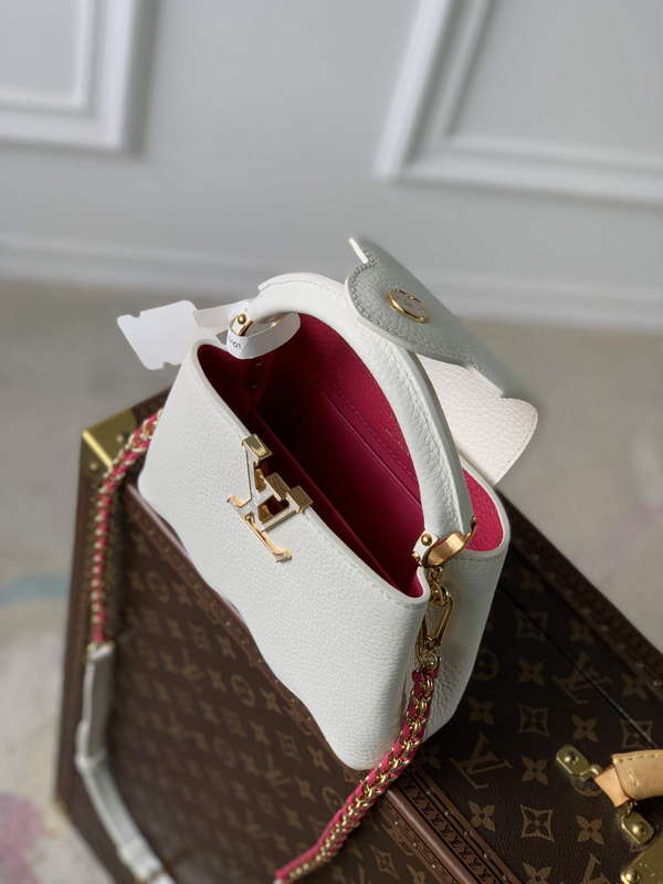 LV M22121 Louis Vuitton Capucines Mini Handbag Snow White
