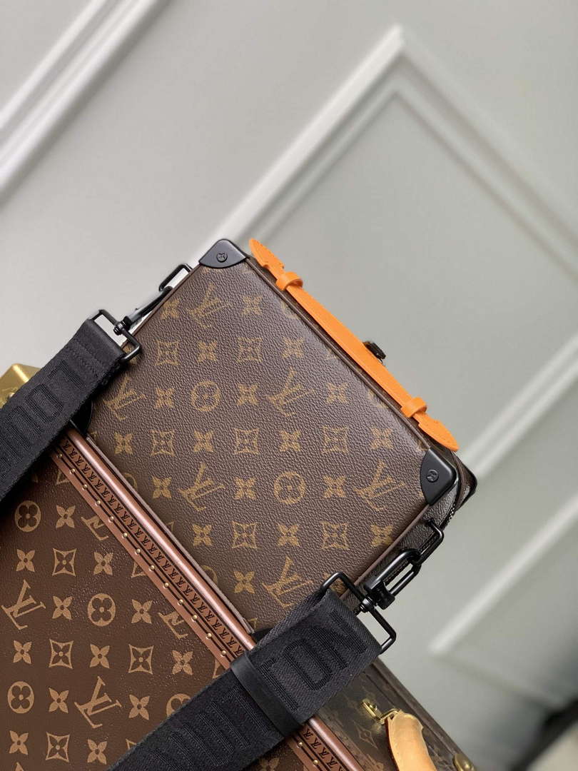 LV M46689 Louis Vuitton Handle Soft Trunk Radiant Sun