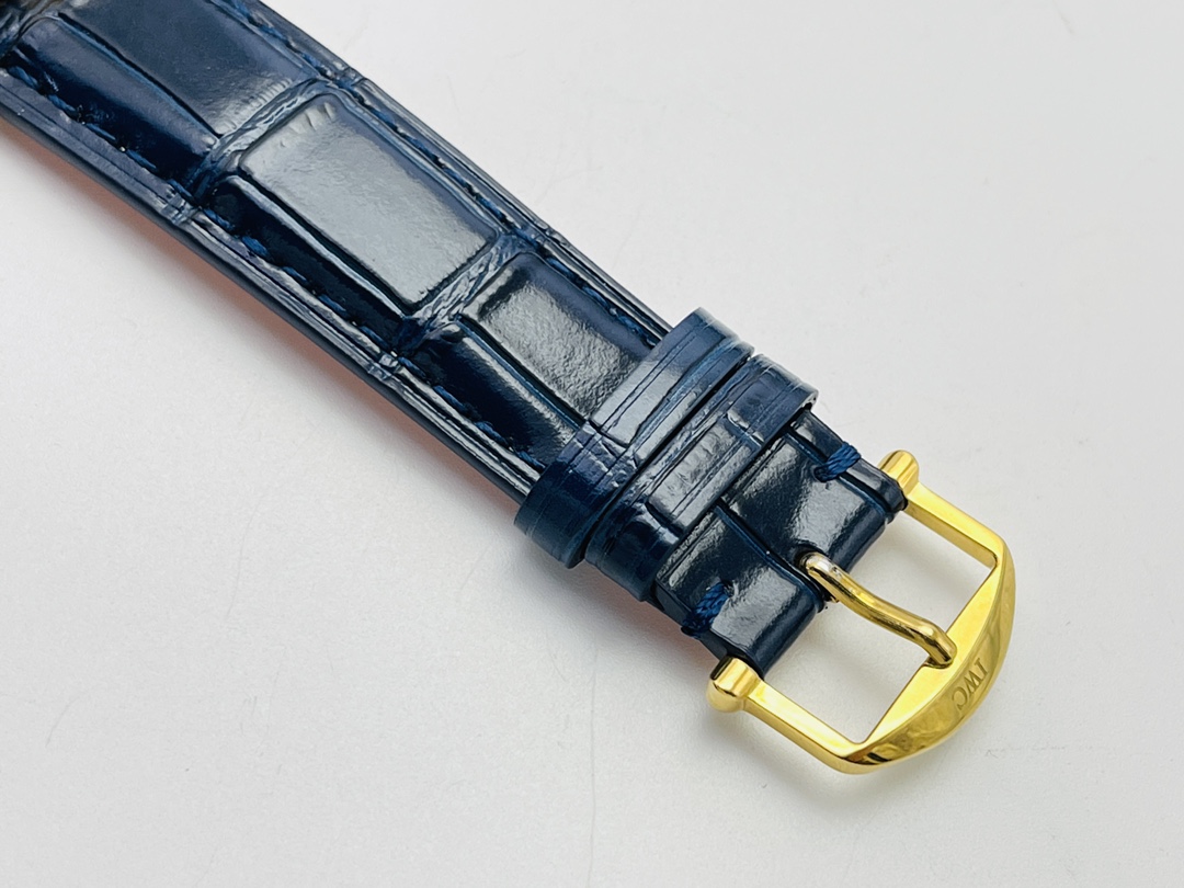 The new Portofino series IW516409 bottom watch.