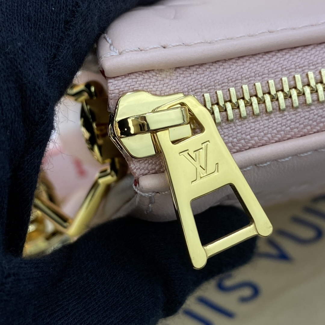 LV M21439 Louis Vuitton Coussin PM Bag Pink