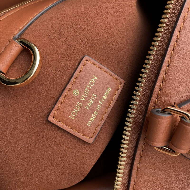 LV M22925 Louis Vuitton Lock It MM Bag Gold