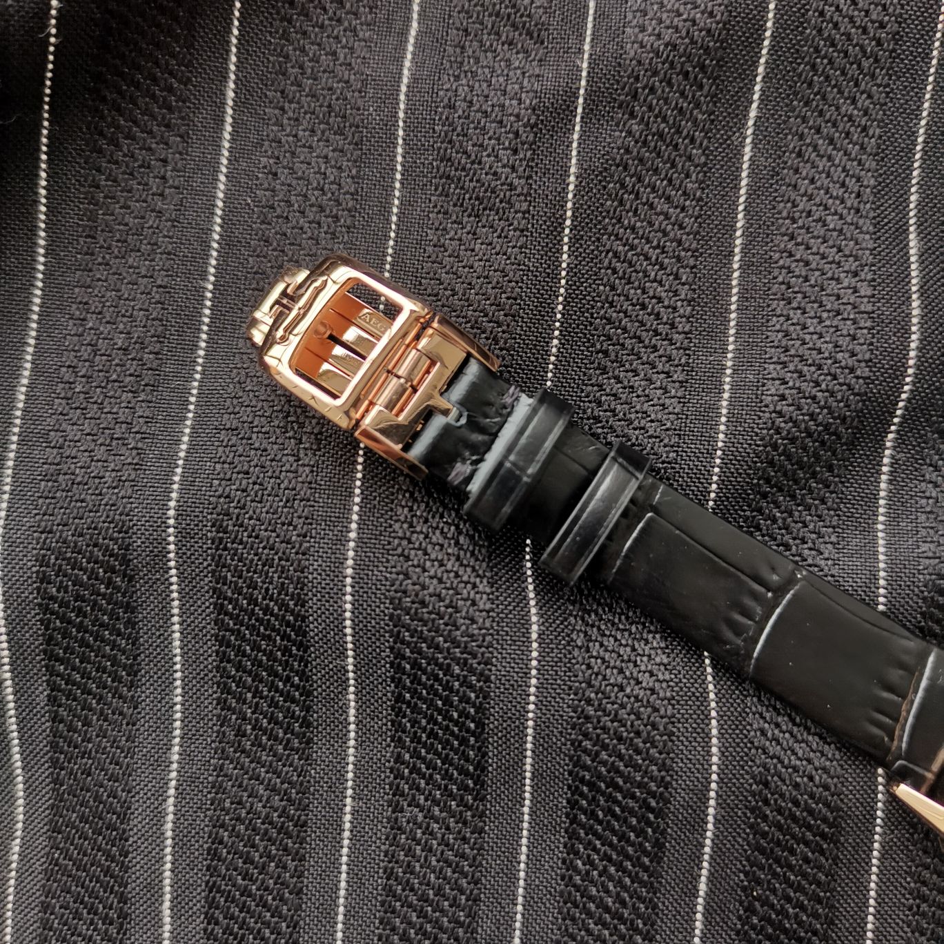 MG is honored to produce the smallest size automatic mechanical