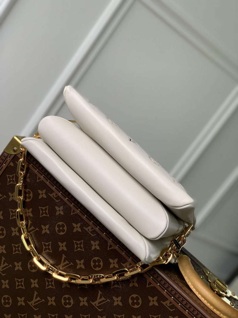 LV M22954 Louis Vuitton Coussin BB Handbag Beige
