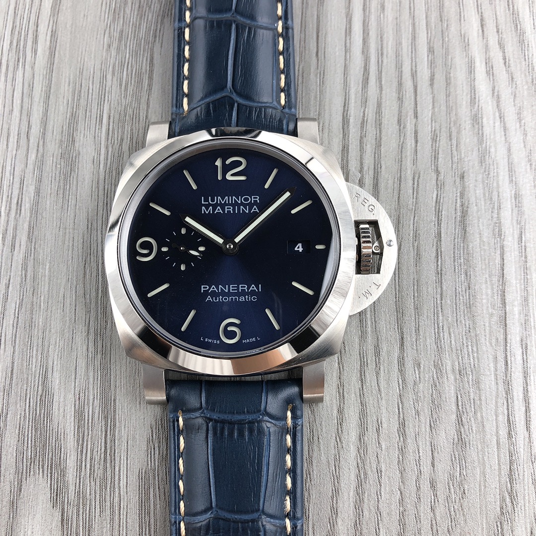 Panerai Lumino series PAM01359