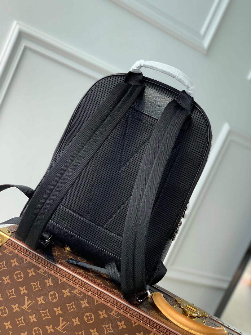 LV M30857 Louis Vuitton Adrian Backpack Black