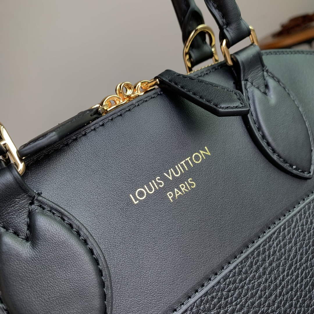 LV M22914 Louis Vuitton Lock It MM Bag Black