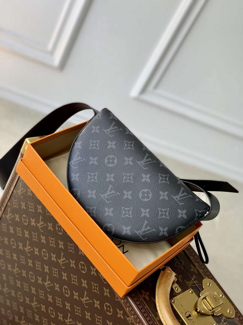 LV M23835 Louis Vuitton LV Moon Crossbody Monogram Black