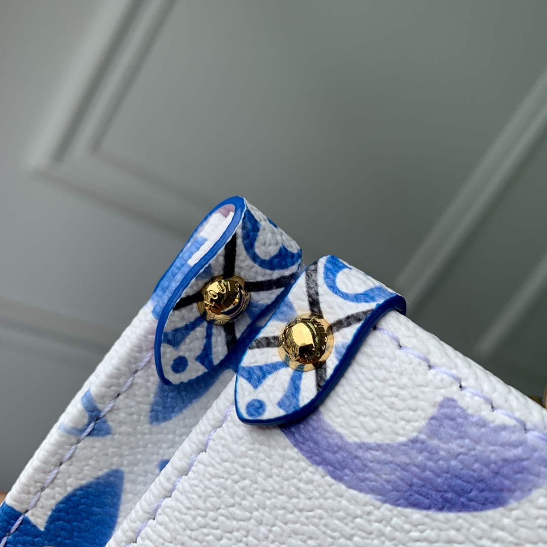 LV M22976 Louis Vuitton OnTheGo PM Handbag Blue