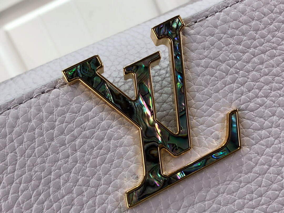 LV M59066 Louis Vuitton Capucines BB Handbag Taro Purple