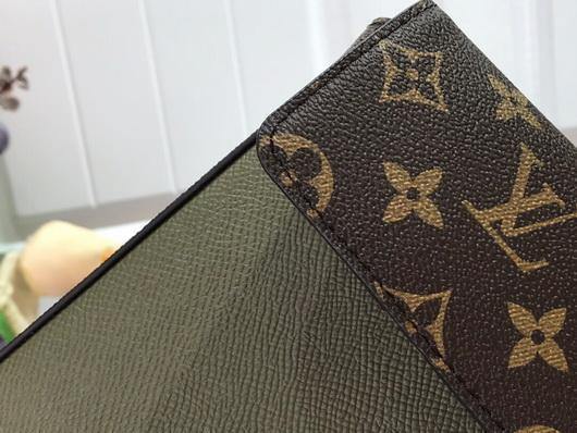 LV M30583 Louis Vuitton Pochette Voyage Steamer Bag Green