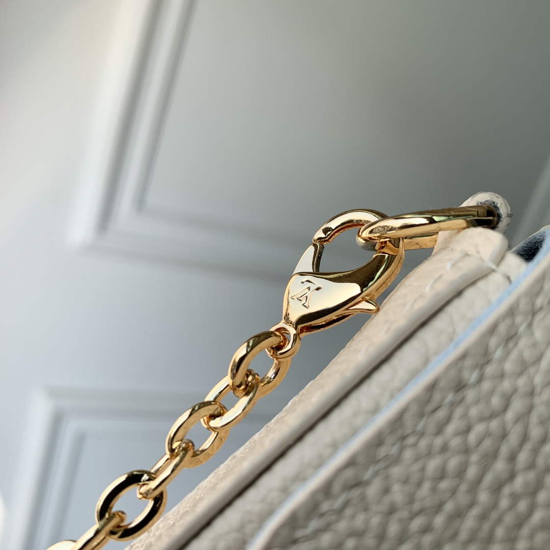 LV M82610 Louis Vuitton Pochette F��licie Bag Blue