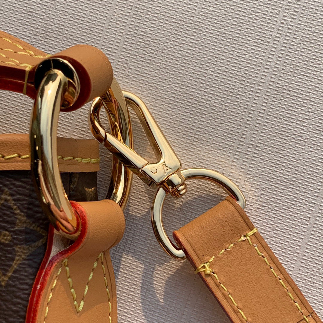 LV M50155 LouisVuitton Delightful PM Monogram Plum