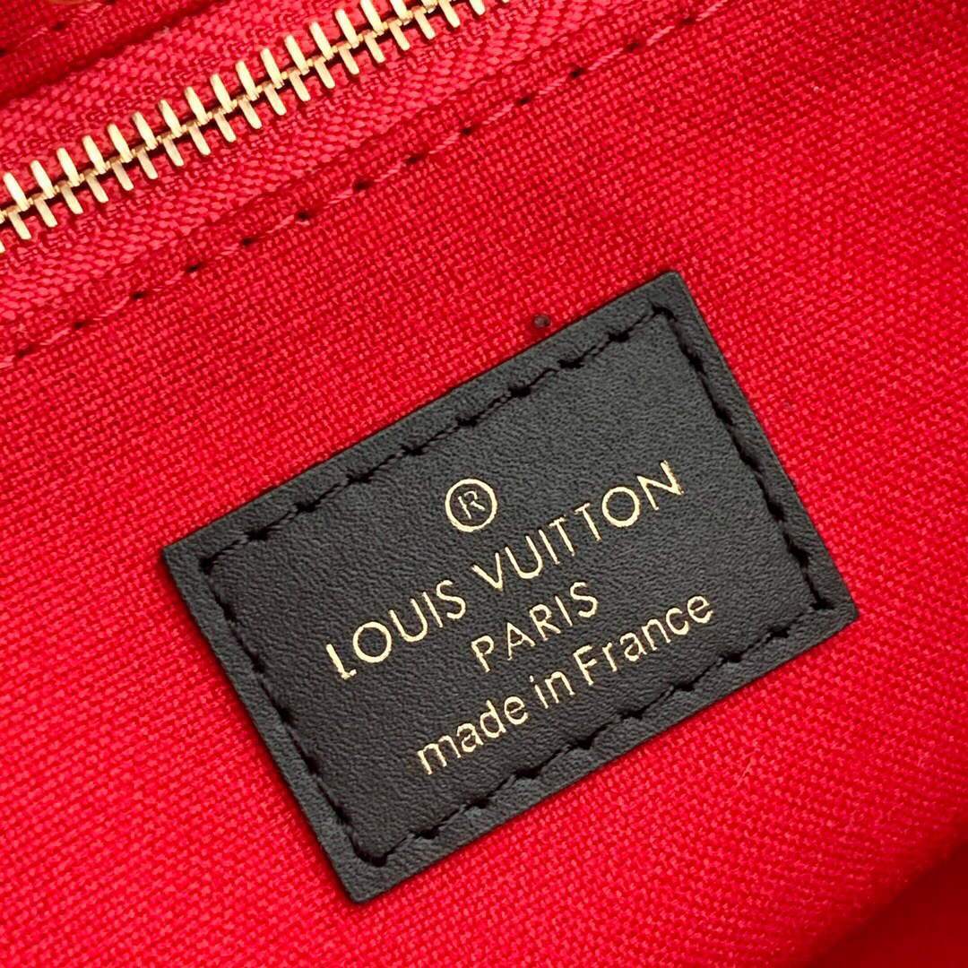 LV M45039 Louis Vuitton Onthego PM Monogram Handbag