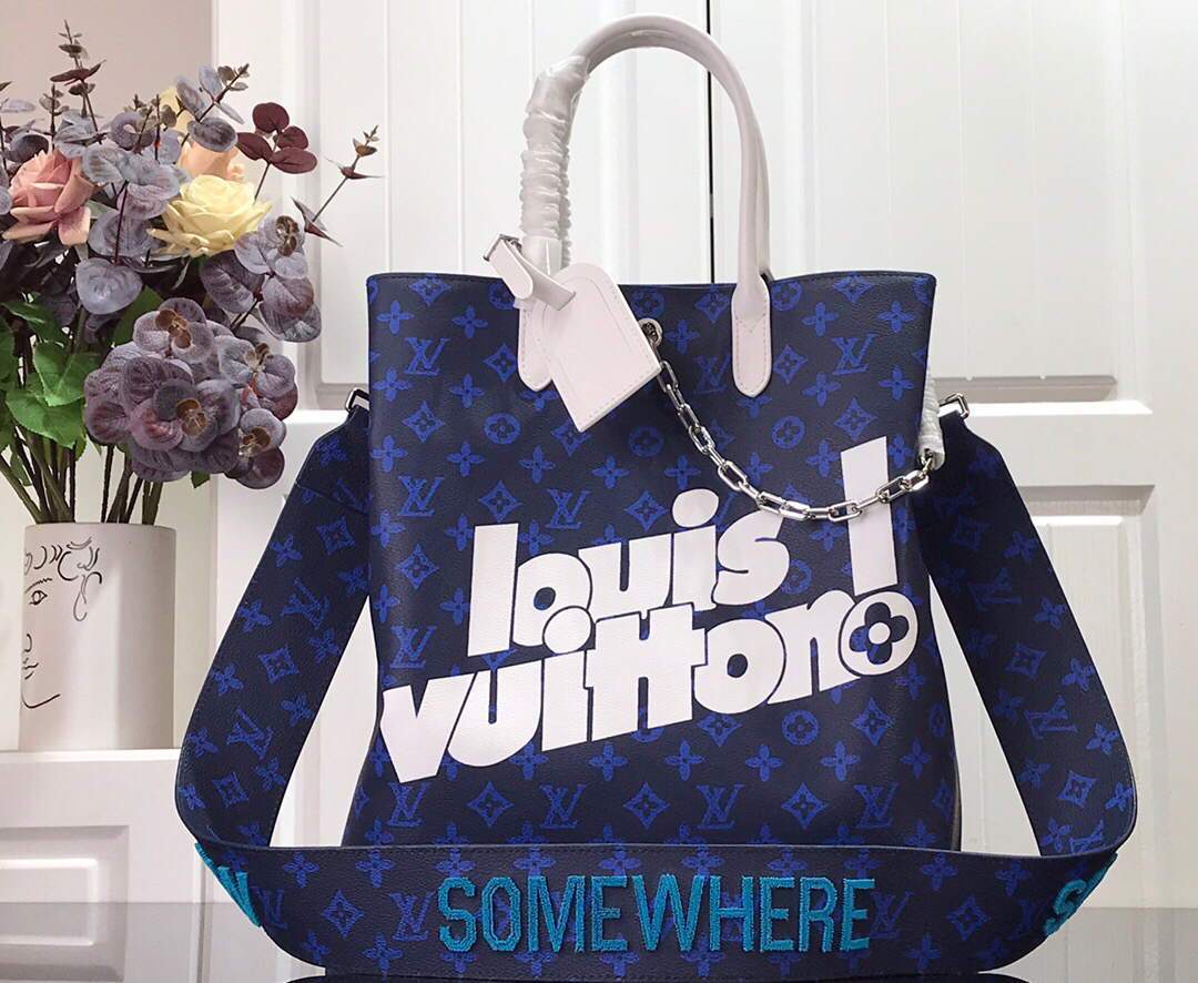LV M46112 Louis Vuitton Carry It Bag 32cm Monogram Canvas Spring/Summer 2021 Collection Blue