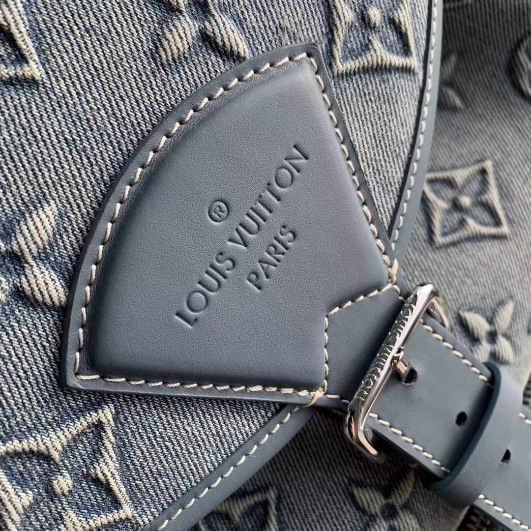 LV M22534 Louis Vuitton Montsouris Backpack