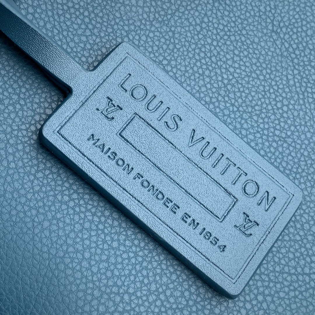 Louis Vuitton M81029 LV Aerogram Pochette iPad Blue
