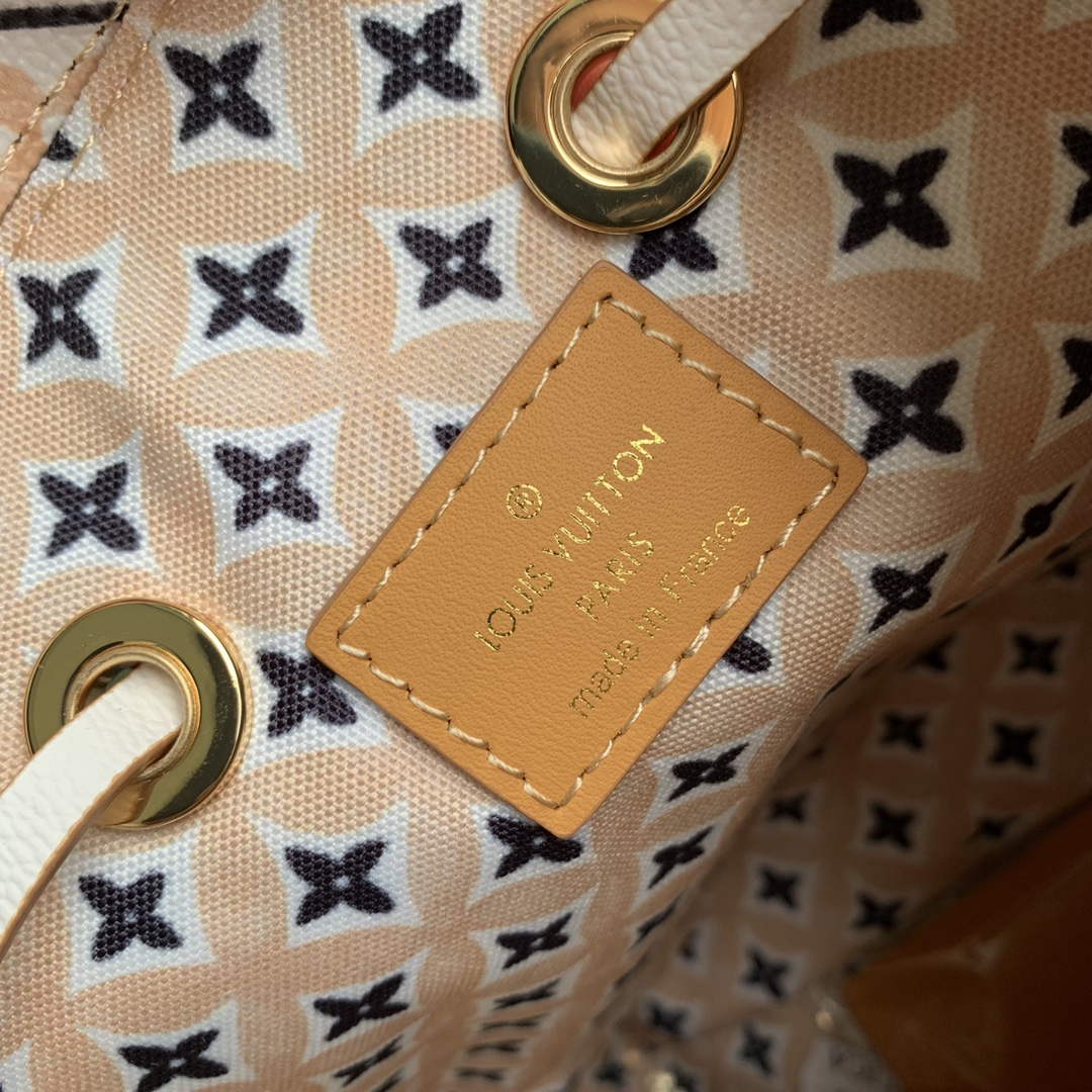LV M22985 Louis Vuitton N��ono�� BB Bucket Bag Beige
