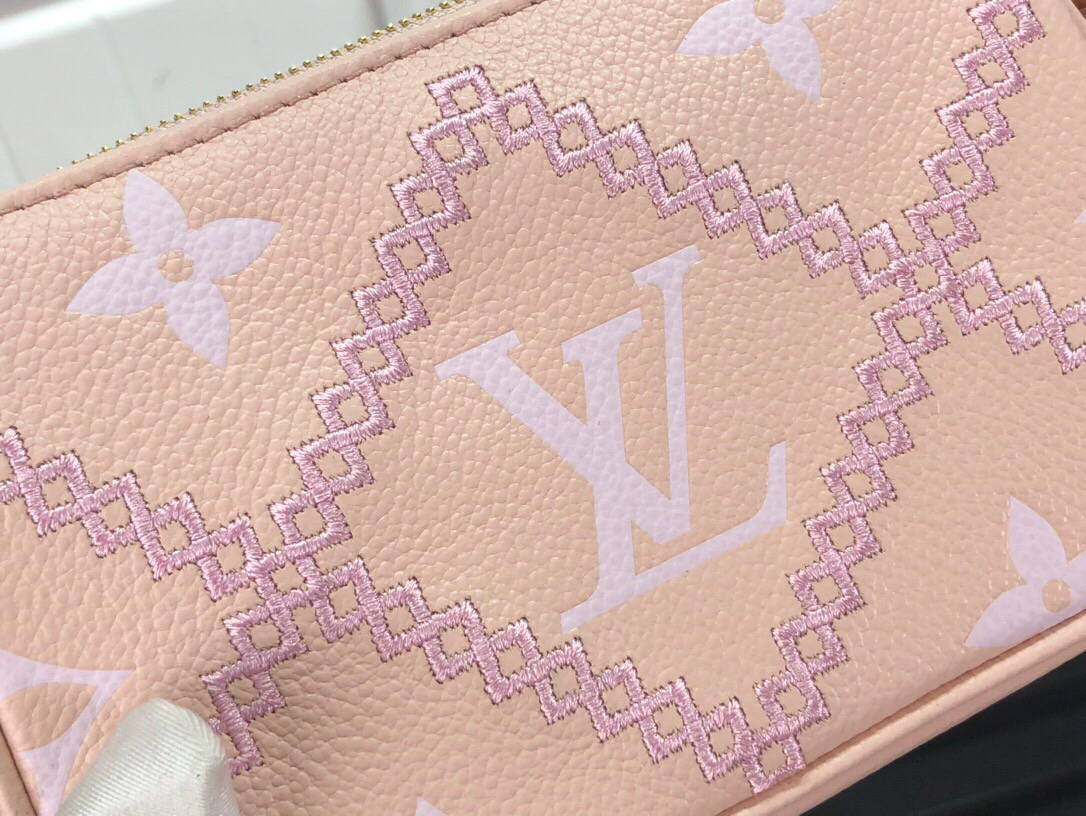 LV M81140 Louis Vuitton Mini Pochette Accessoires Bag