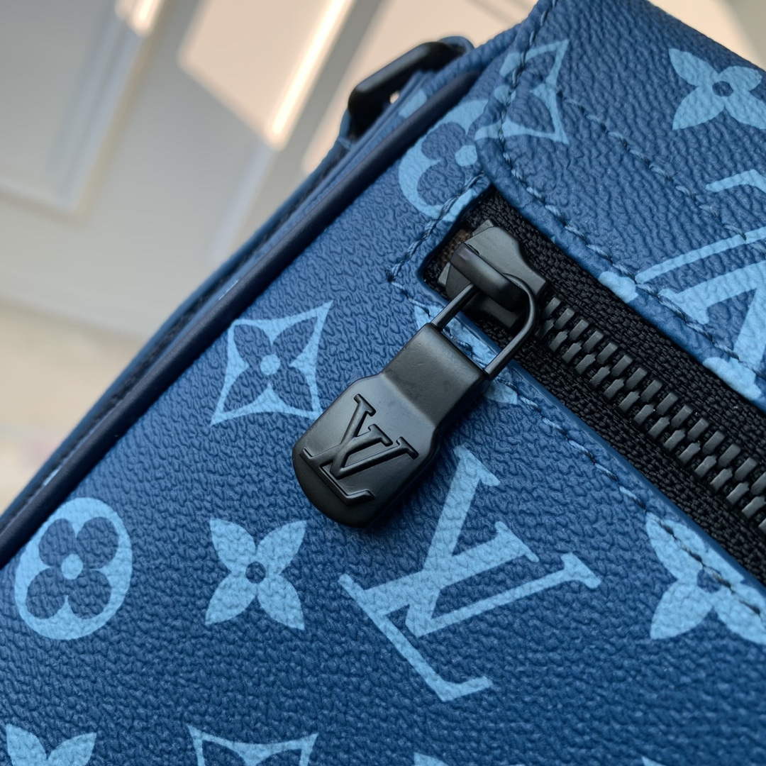 LV M23785 Louis Vuitton District PM Messenger Bag Atlantic Blue