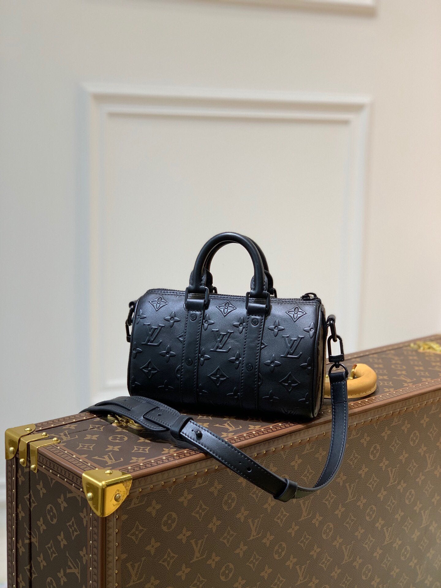 LV M57960 Louis Vuitton Keepall XS Handbag M57961 Black