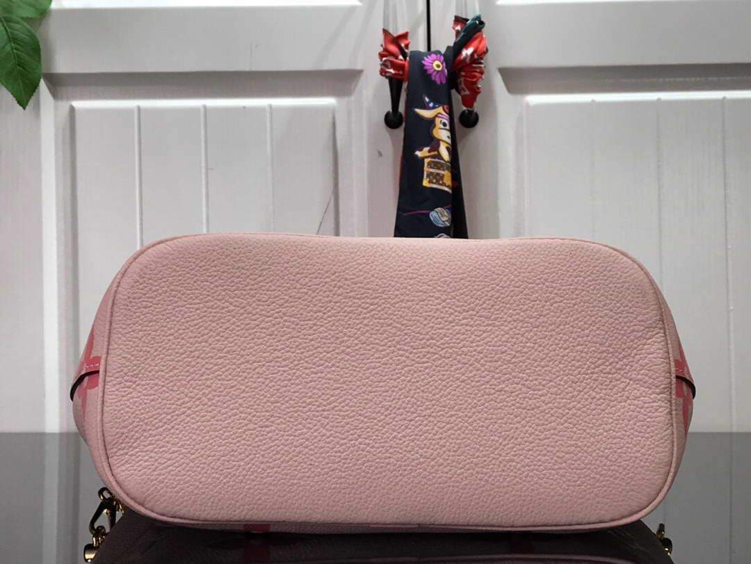 LV M45697 Louis Vuitton Marshmallow Bag M45698 Bouton De Rose Pink