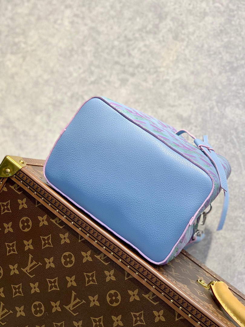 LV M46174 Louis Vuitton NONO BB Bucket Bag Blue