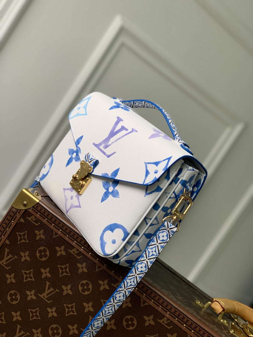 LV M23055 Louis Vuitton Pochette M��tis MM Handbag Blue