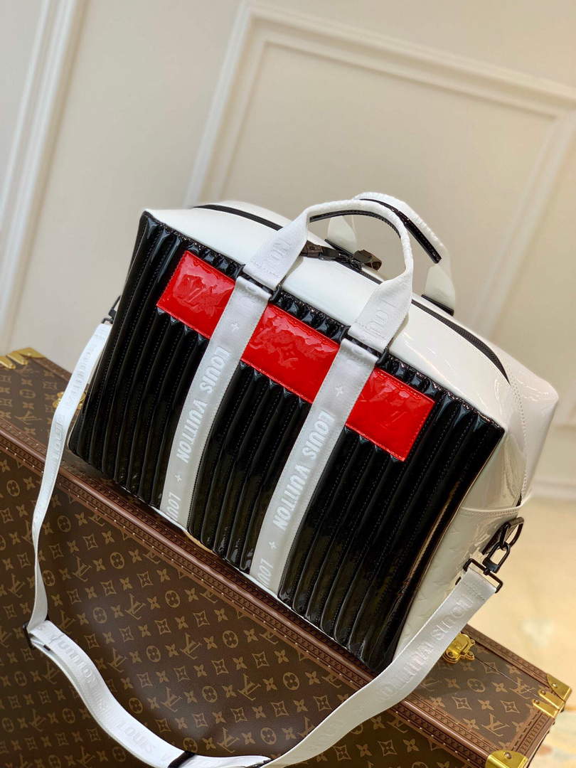 LV M58755 Louis Vuitton Neo Porte Documents Voyage Black white