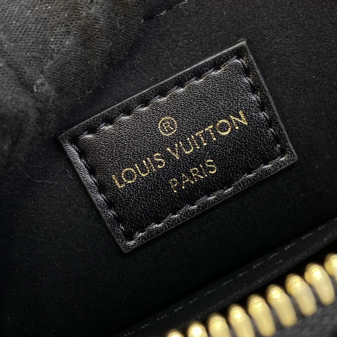 LV M22878 Louis Vuitton Alma BB Handbag Black
