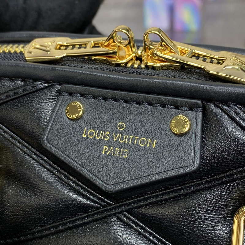 LV M23666 Louis Vuitton Alma BB Bag Black