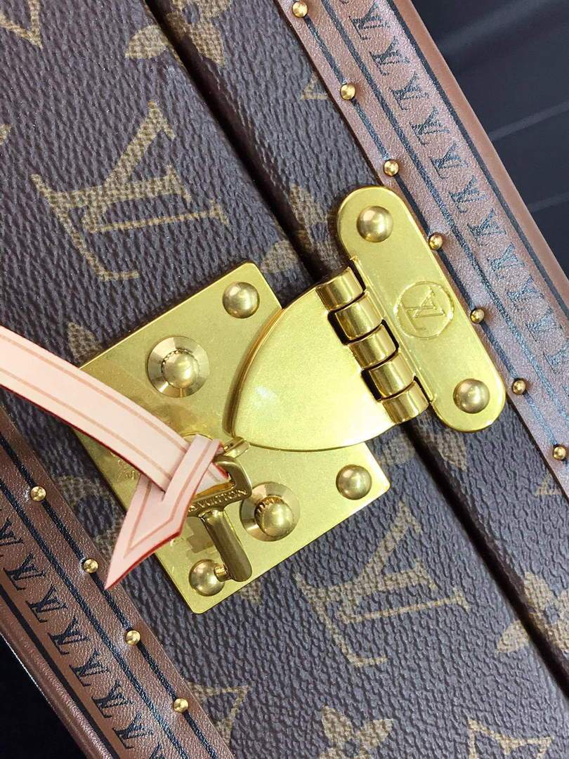 LV M20039 Louis Vuitton 8 Watch Case Monogram