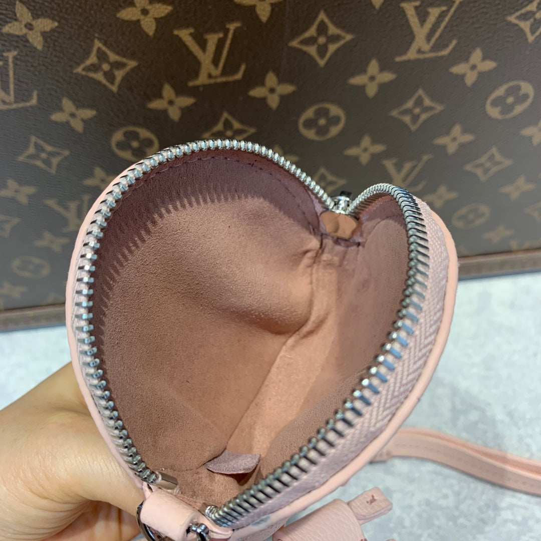 Louis Vuitton LV M59939 Bella Mahina Lilas