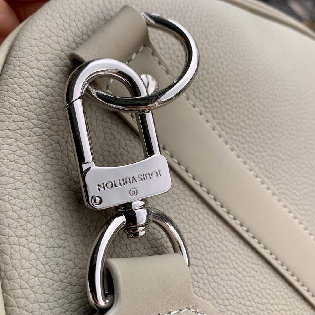 LV M22609 Louis Vuitton Keepall Bandouli��re 50 Bag Sage