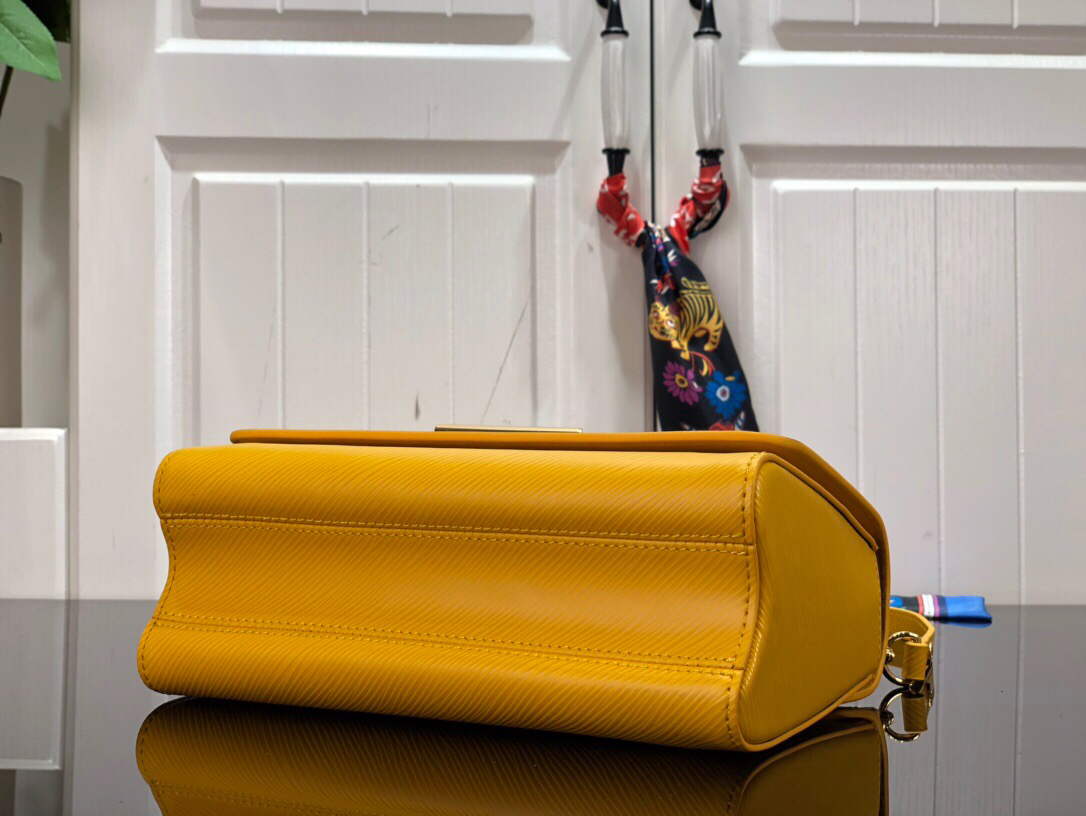 LV M53754 Louis Vuitton Twist MM Epi Grained Cowhide Leather Yellow
