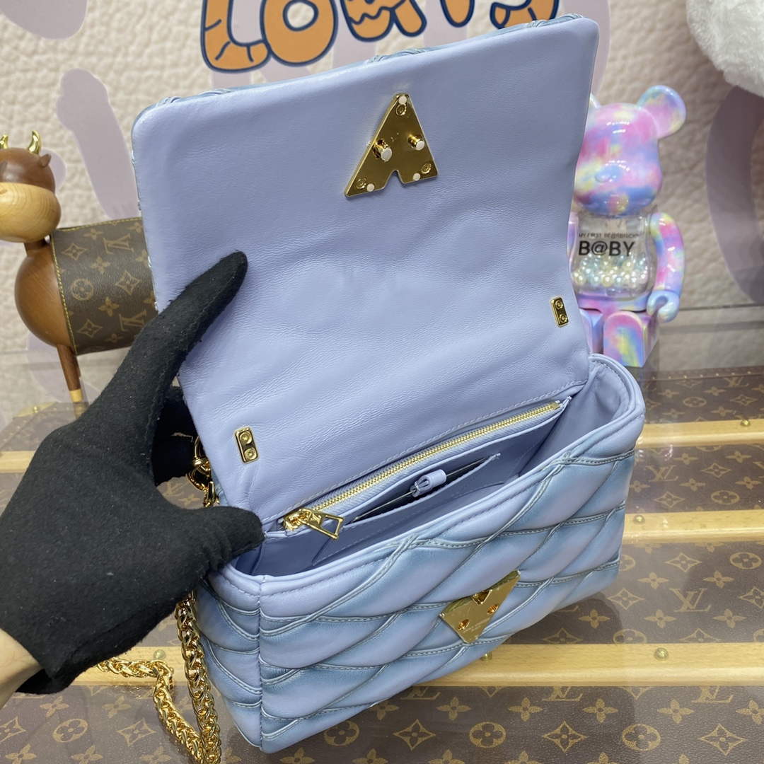 LV M24186 Louis Vuitton GO-14 MM Bag Foam Grey