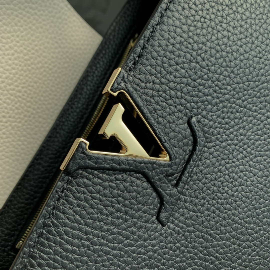 LV M20708 Louis Vuitton Capucines Mini Handbag Black
