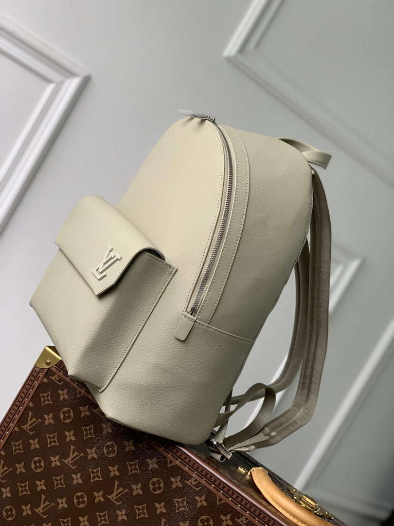 LV M22503 Louis Vuitton Takeoff Backpack Sage