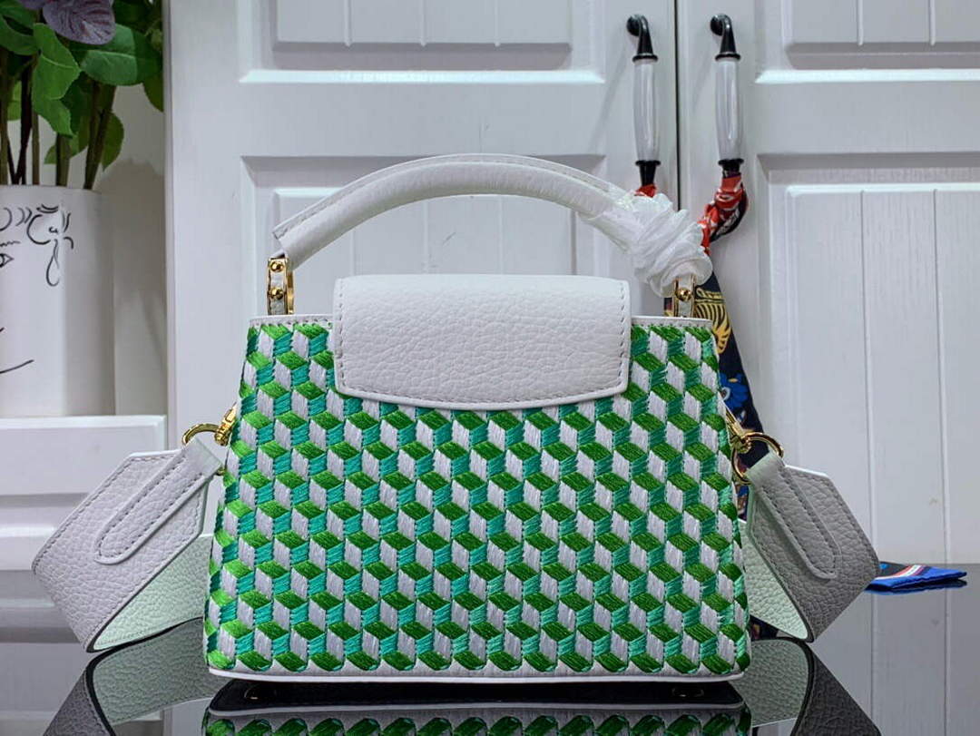 LV M59879 Louis Vuitton capucines mini Bag White Green