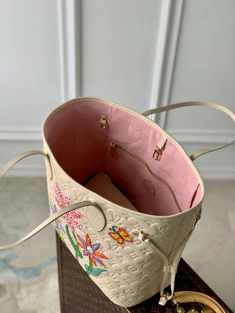 LV M21733 Louis Vuitton LV x YK Neverfull MM Bag Quartz