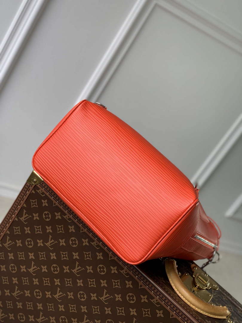 LV M23117 Louis Vuitton Maxi No�� Sling Bag Orange