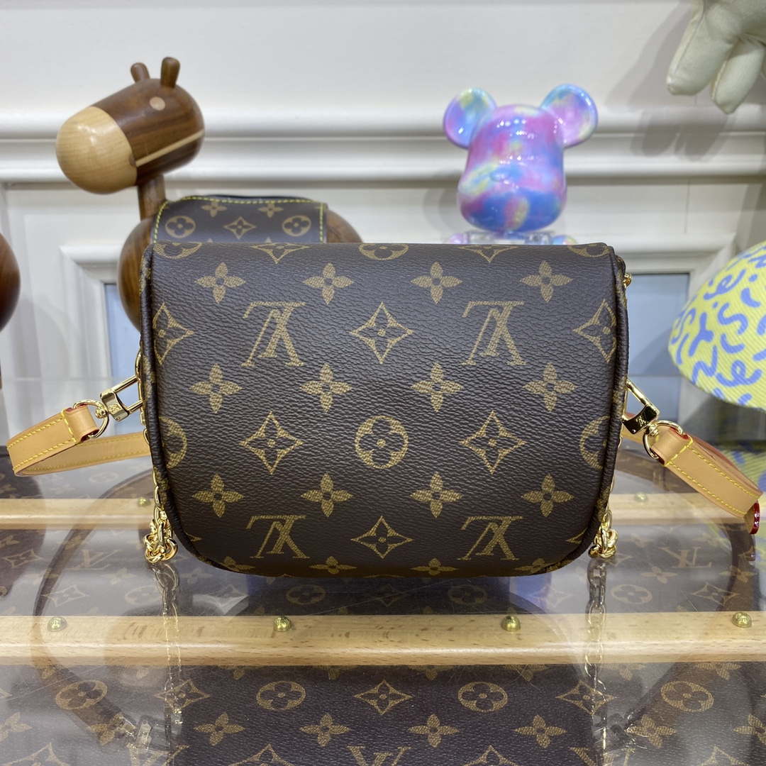 Louis Vuitton LV M82335 Mini Bumbag Monogram