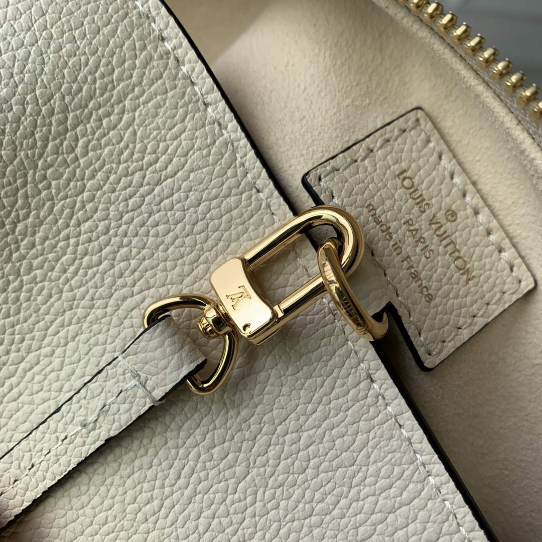 LV M46609 Louis Vuitton Sac Sport Bag Cr��me Beige