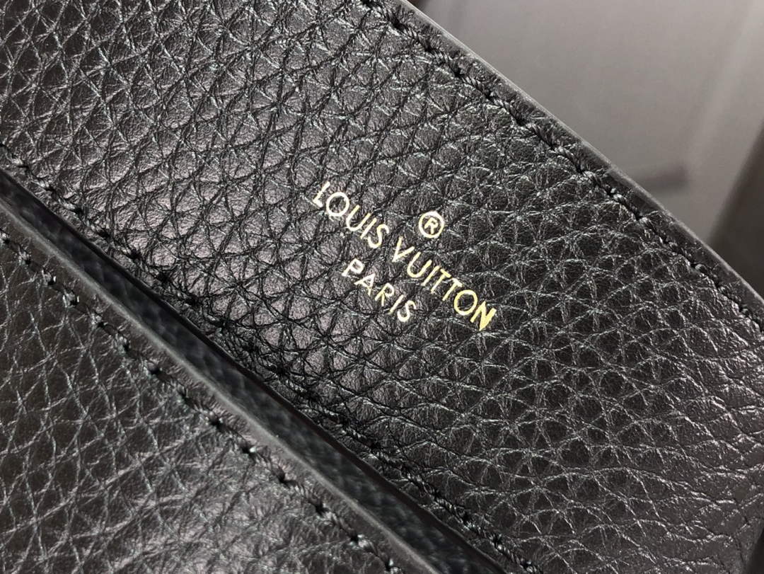 LV M59882 Louis Vuitton Capucines Mini BB Handbag Black